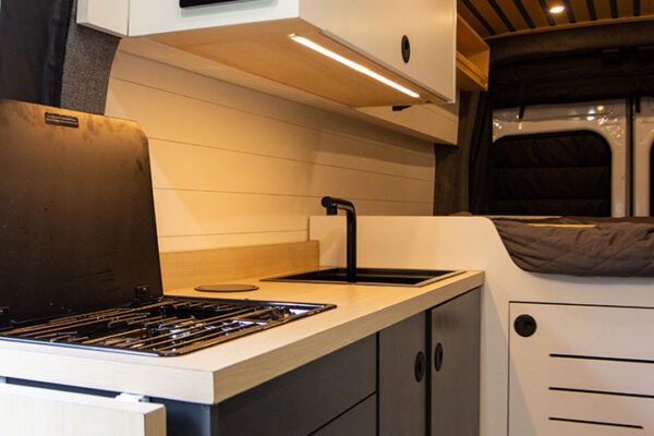 Van-Oxygène-amenagement-interieur Van-Oxygène-amenagement-interieur