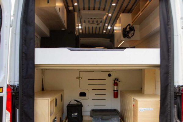 Van-Oxygène-garage-rangement-fonctionnel Van-Oxygène-garage-rangement-fonctionnel