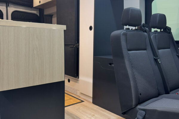 van-oxygene-interieur-location van-oxygene-interieur-location